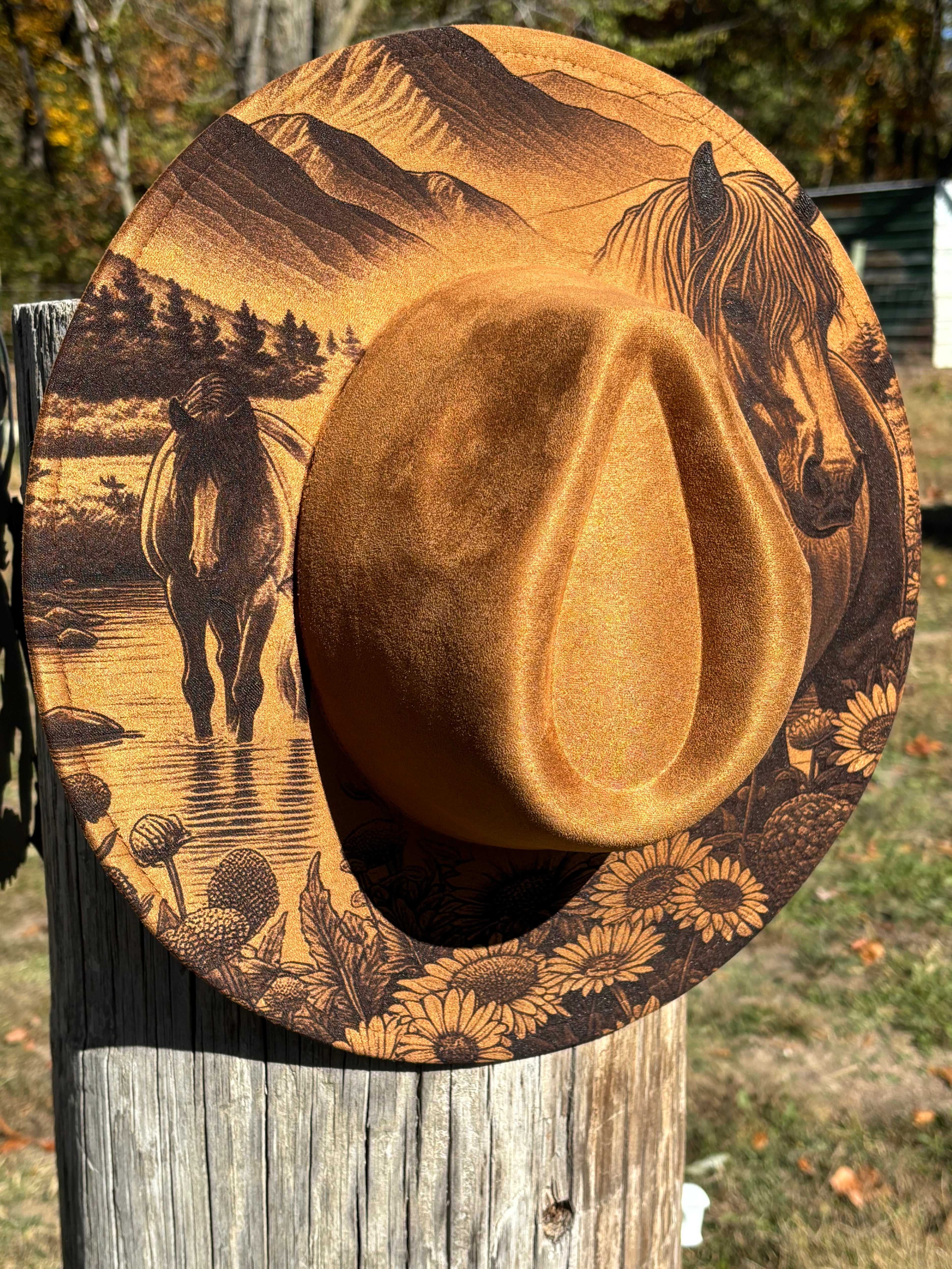 Engraved suede fedora hat in sand brown with engraved horse and wildflower artwork