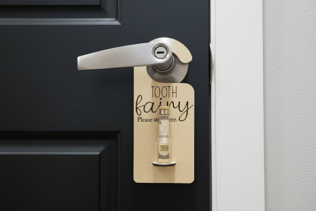 Tooth fairy door hanger with metal clip, 'TOOTH fairy' and 'Please stop here' card